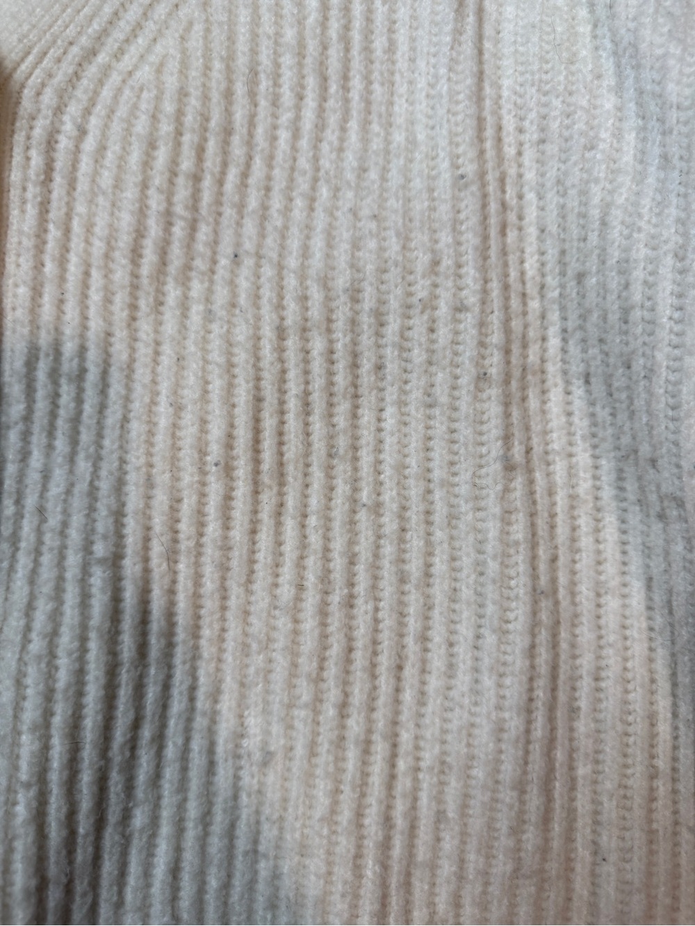 Abercrombie & Fitch Cream Ribbed V-Neck Button Cardigan - Picture 2 of 4